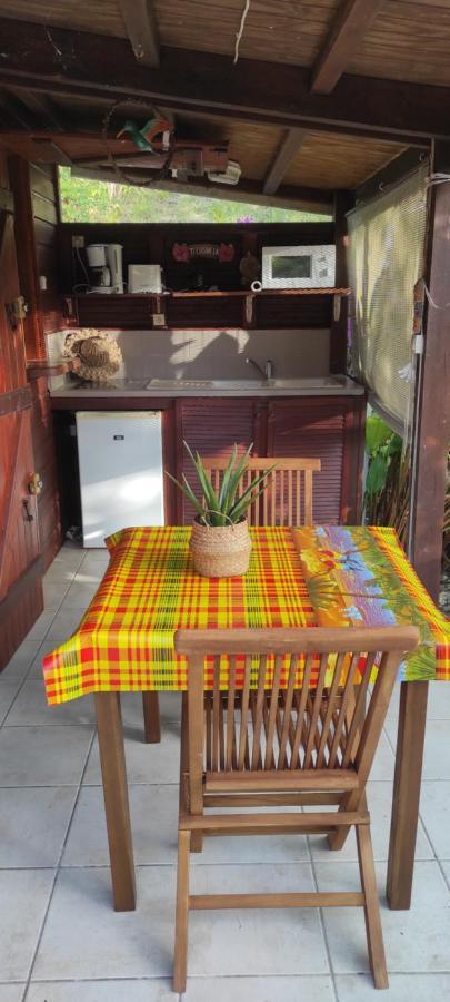 Bungalow Tout Confort Avec Piscine Partagee A 5 Mn De La Mer Saint-Francois  Exterior foto
